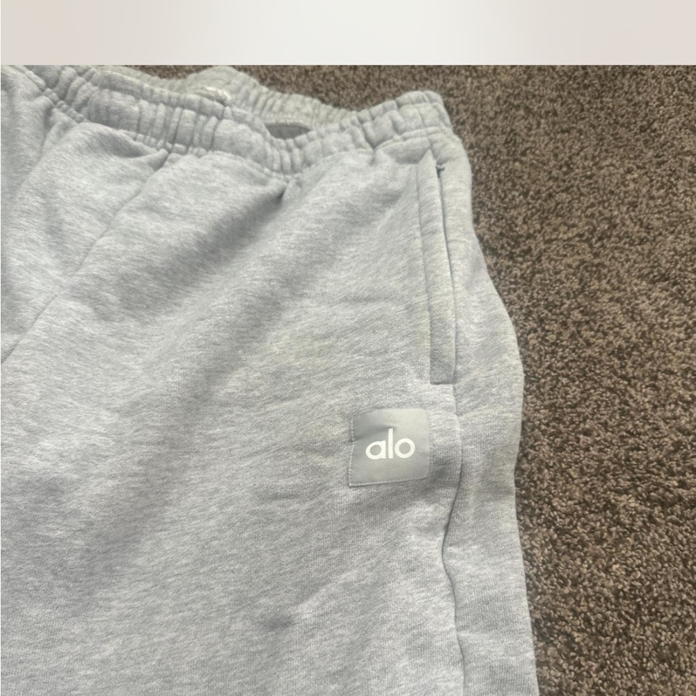 ALO Yoga Light Gray Joggers